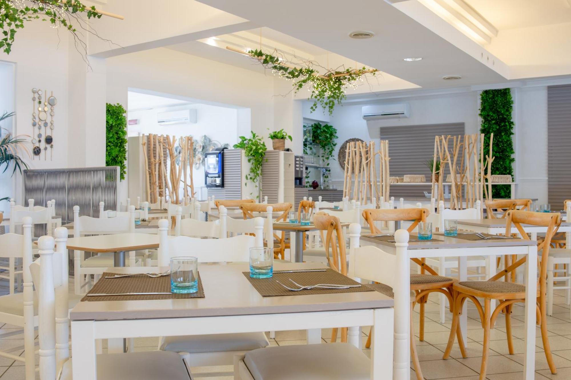 Villaggio Poseidone Beach Resort - Hotel Torre San Giovanni Exterior foto
